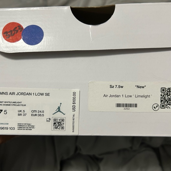 Jordan Limelight’s size 7.5 woman’s - Picture 7 of 8